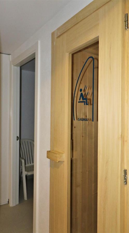 Sunset Waves Deluxe Apartments Poniente Beach Resort Benidorm Exterior foto